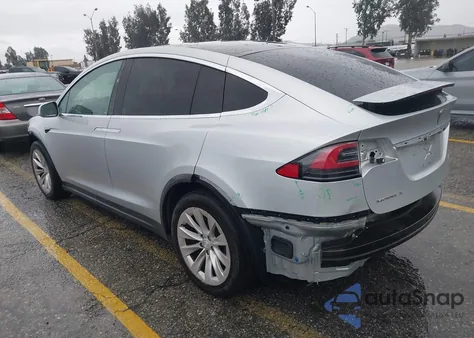2017 Tesla Model X 100D/75D/90D from USA, damaged, VIN 5YJXCBE24HF046097